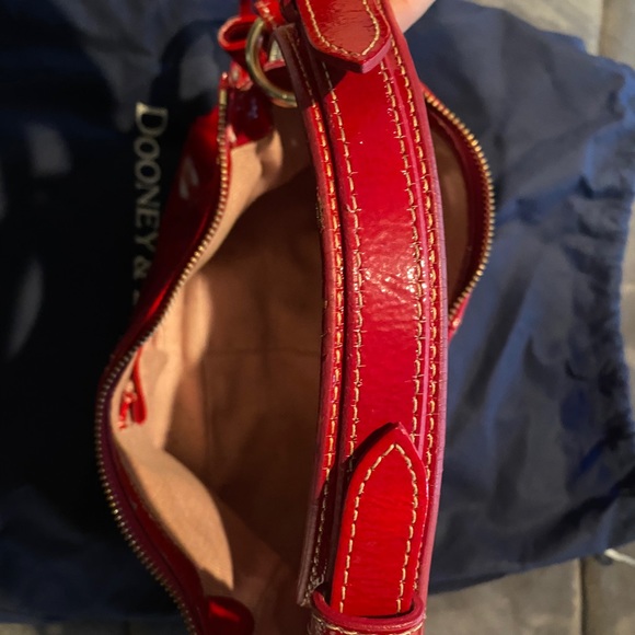 Dooney & Burke Parent Leather Bag - Picture 6 of 8